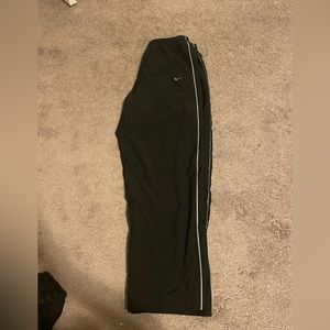 Nike wind breaker pant with inside lining